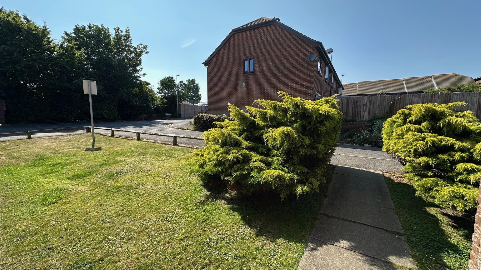 1 bed property in 17 Churchdale Road, Eastbourne
